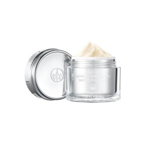 ULTIMATE BRIGHTENING SMOOTING CREAM